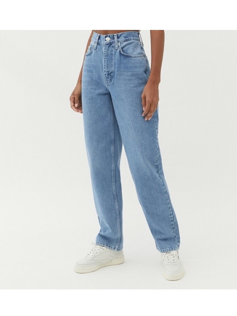 BDG High waisted Baggy Jean darker blue as shown in pics